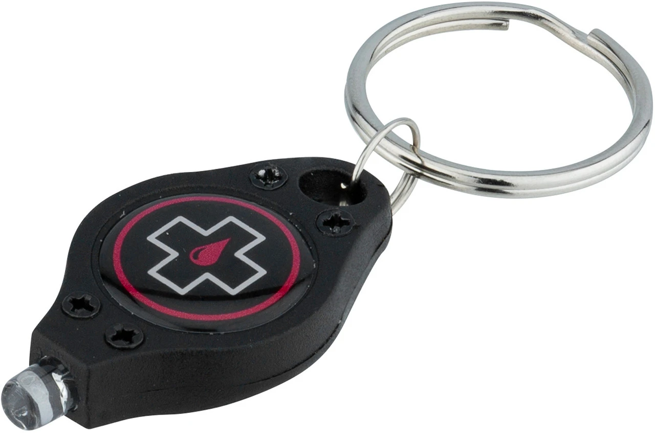 Muc-Off C3 Ceramic Wet Lube W/ UV Light - Image 2